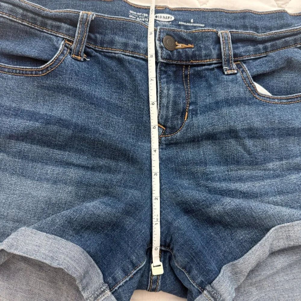 Old Navy Semi-Fit Medium Wash Cuffed Denim Shorts | 6 - Picture 9 of 9